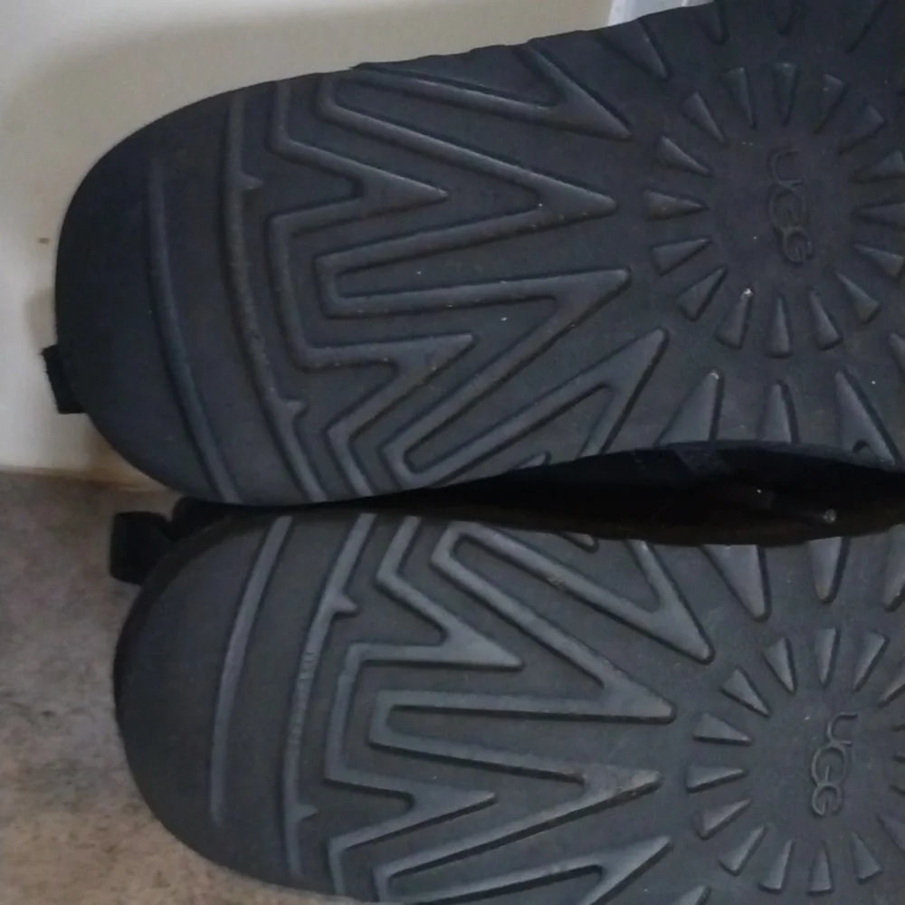 NEUMEL UGG
